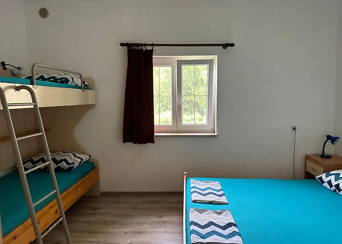 شقة For 6 Persons Direct Seaside, Ground Floor *