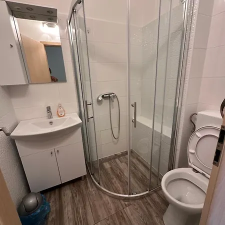 M, For 6 Persons Direct Seaside, Ground Floor