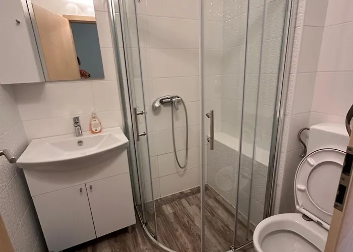 For 6 Persons Direct Seaside, Ground Floor